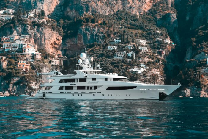 Choosing Your Dream Superyacht